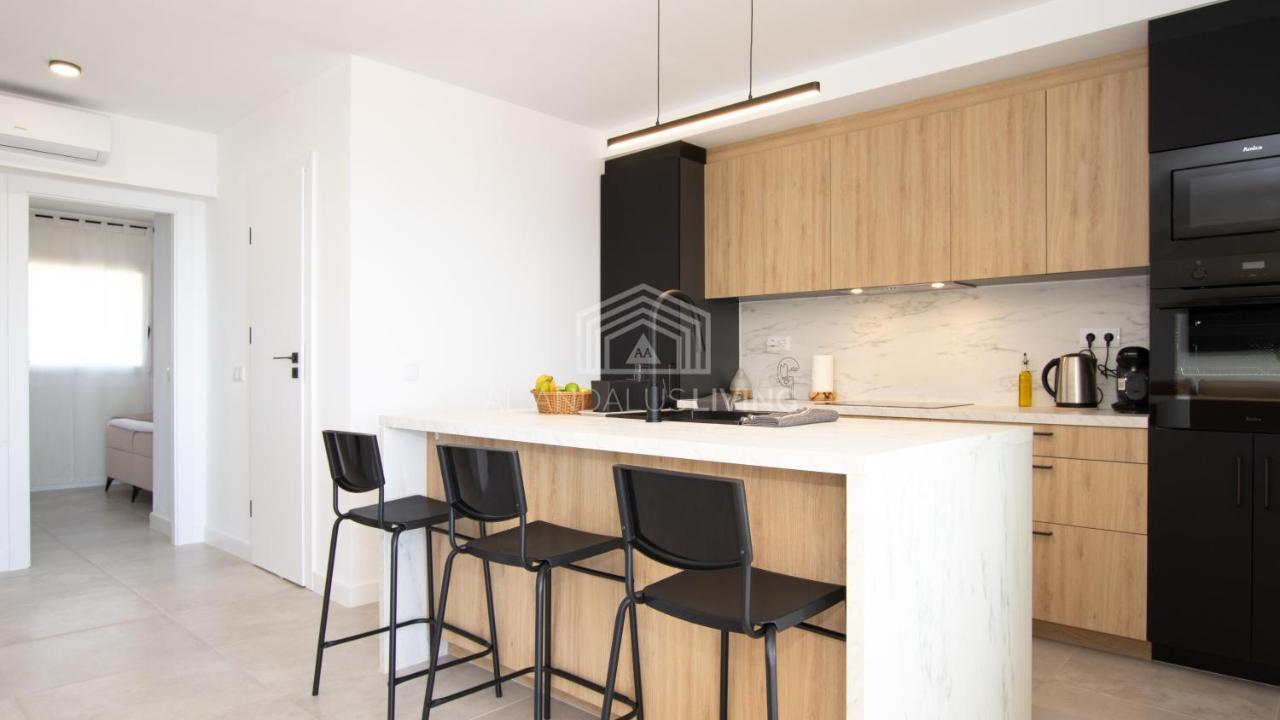 Panoramic Sea Views And Direct Access To The Beach From The Community In Torrenueva Apartment มาลากา ภายนอก รูปภาพ